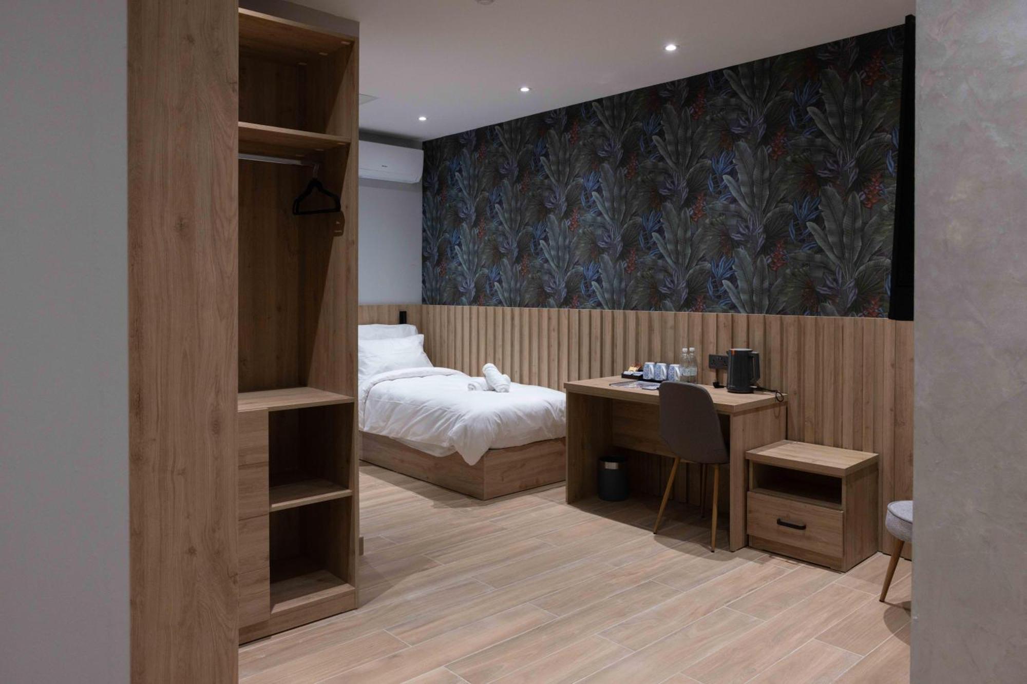 University Boutique Rooms Msida Exterior foto