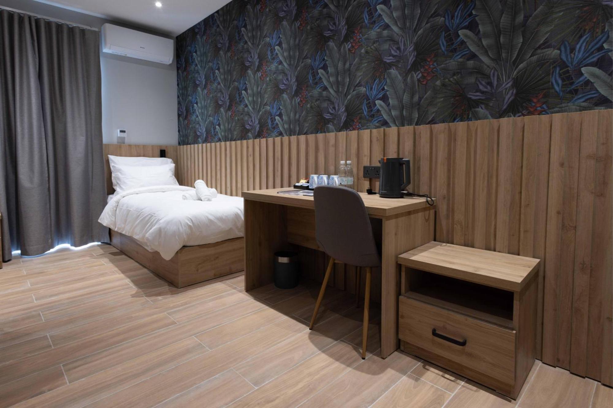 University Boutique Rooms Msida Exterior foto